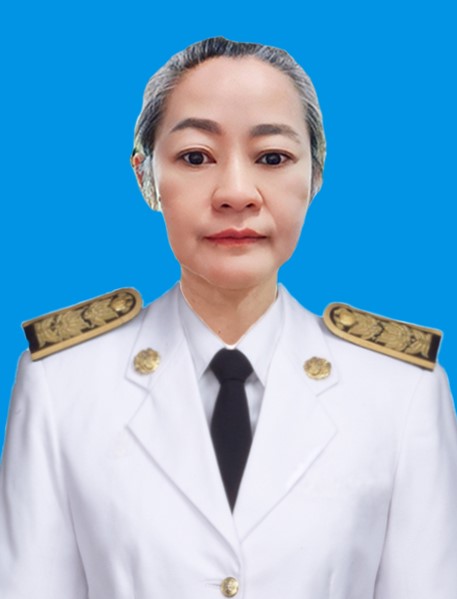 น.ส.ปิ่นลักษธ์ นวลมณ๊
